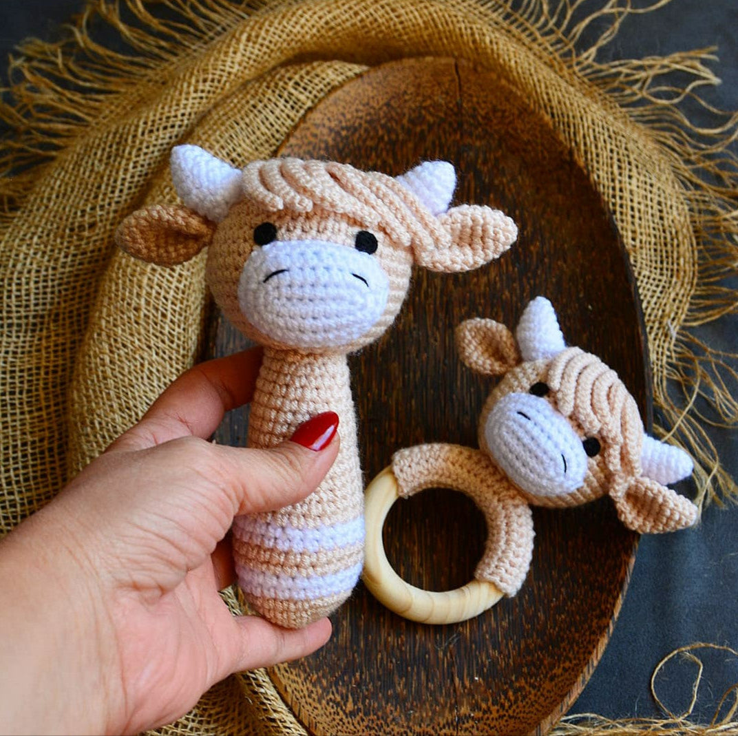 Rattles - Highland Cow Strait Rattle and Teething Rattle