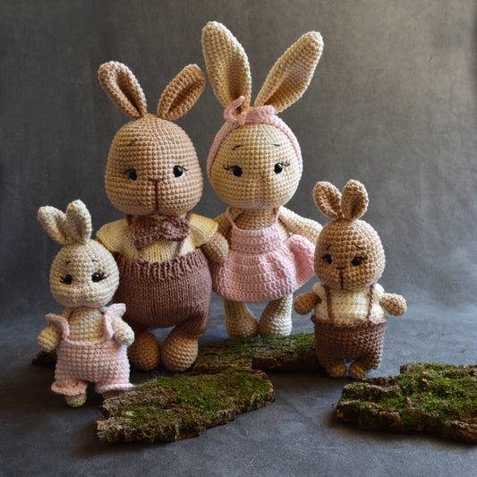 Cuddle Doll - Betty & Ben Bunny & Family