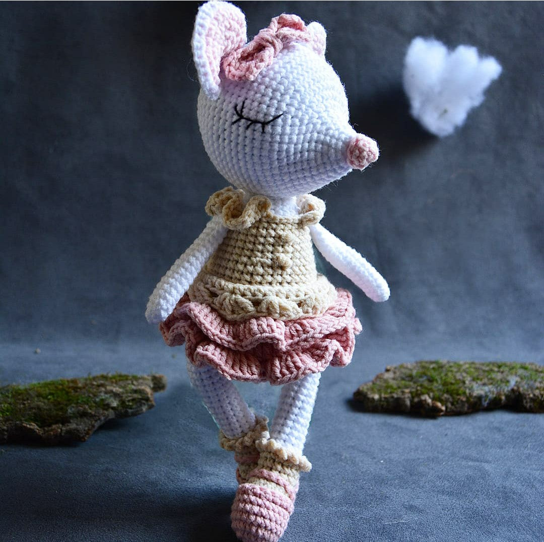 Cuddle doll - Mel Mouse