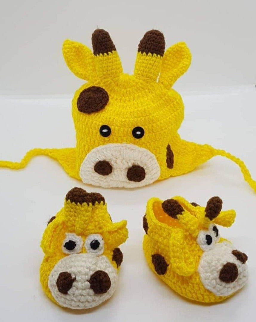 Booties and Beanie - Giraffe