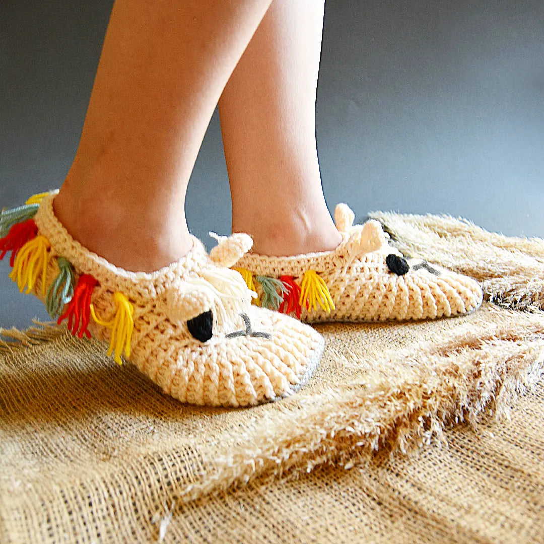 Animal Slippers _ Alpaca