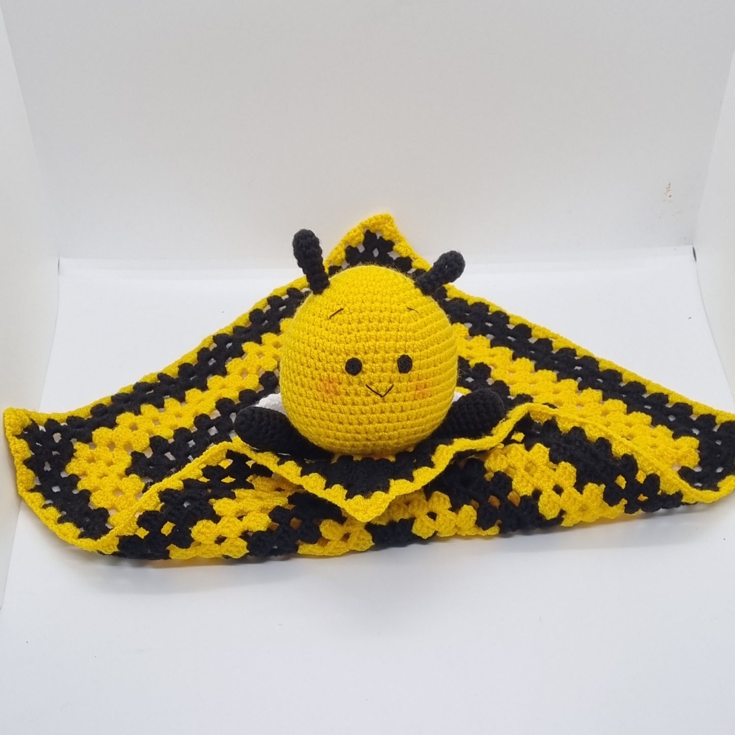 Baby Comforter - Bee