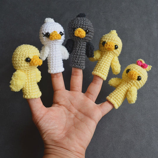 Funny finger Puppets -The Ugly Ducking