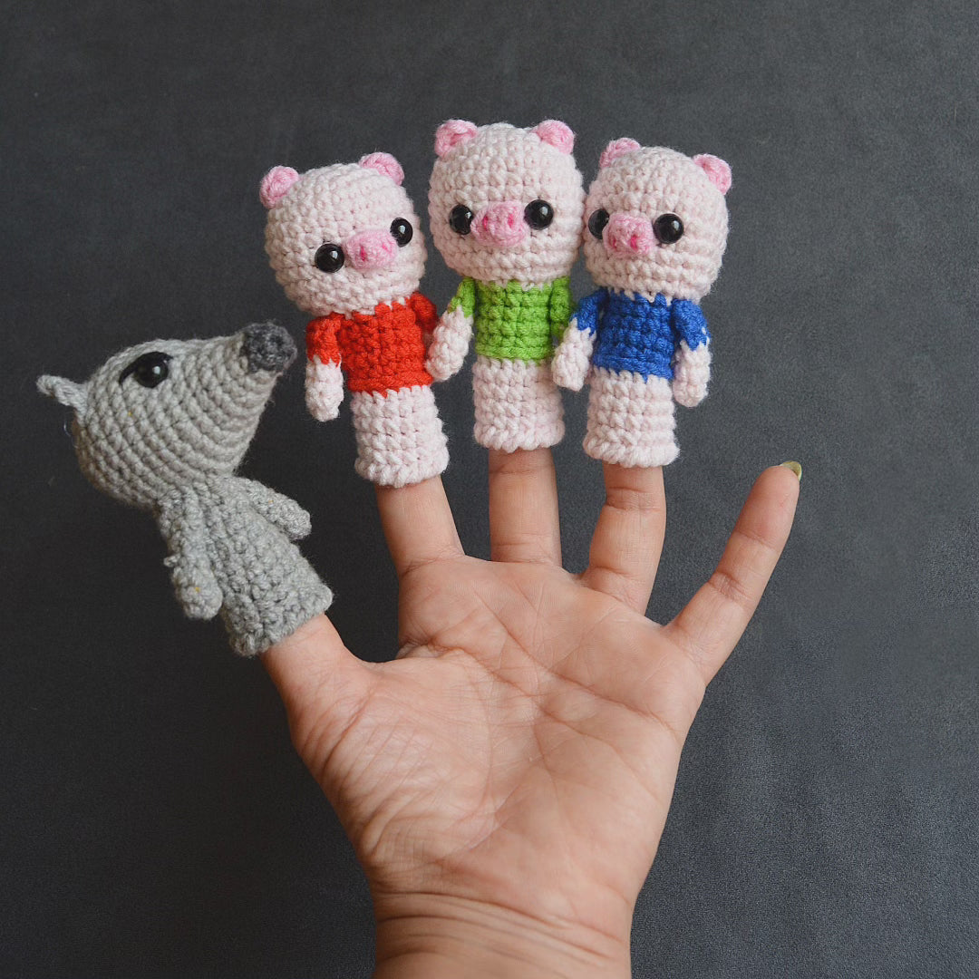 Funny finger Puppets - Three Little Pigs