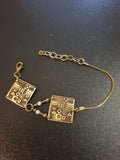 Jewellery - Bracelet - Square Dangle Bracelet