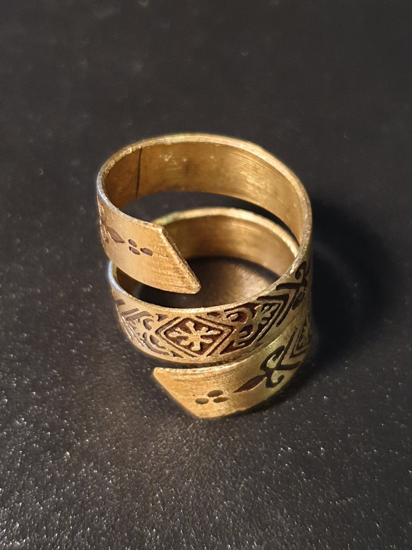 Jewellery - Ring - Twists and Turns