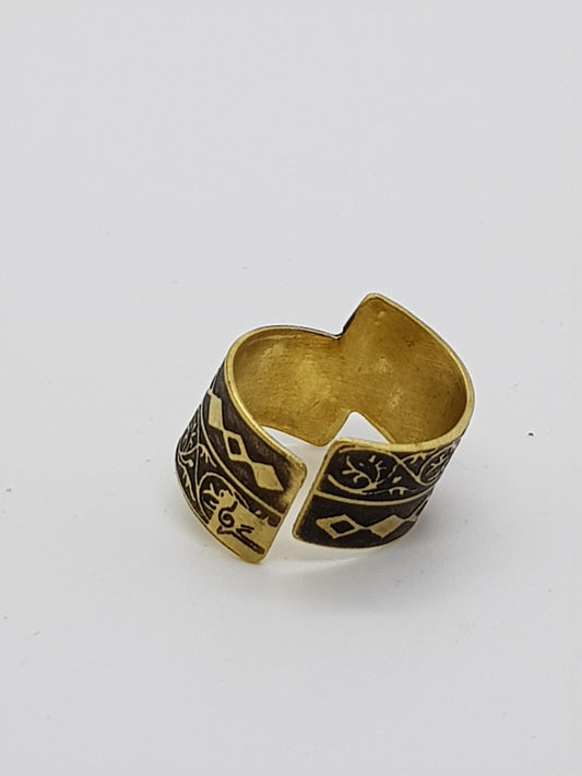 Jewellery  - Ring - Black and white